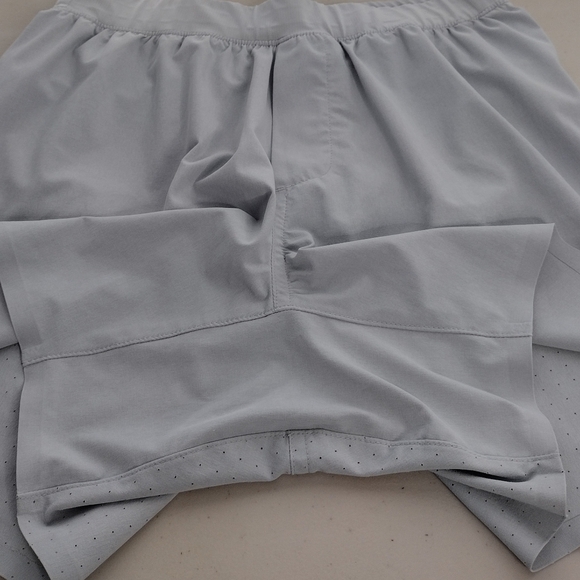 Ten Thousand Distance Short Gray Elastic Waistband Workout Athletic Shorts Sz XS - Picture 10 of 14